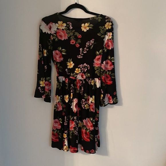 Dreams floral dress by white birch - Picture 3 of 5